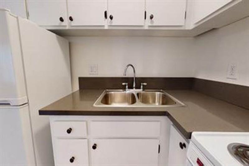 12500 Culver Blvd - Photo 7 of 21