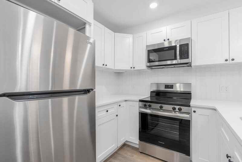 2057 E Rush St - Photo 2 of 15