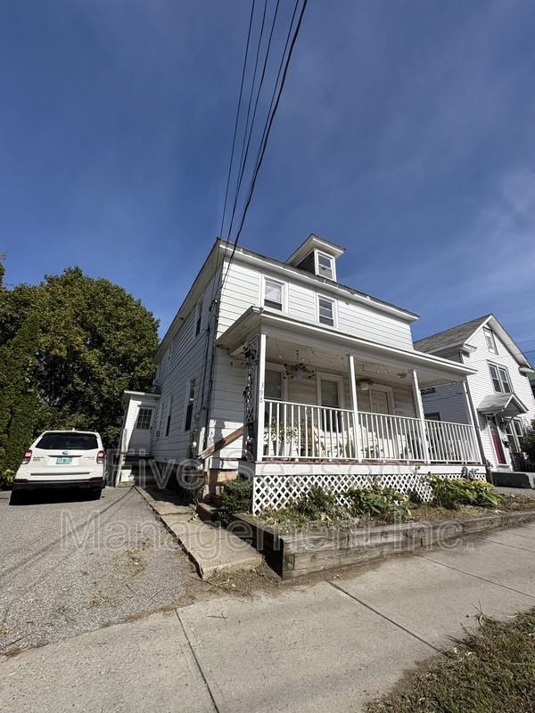 398 North St - Photo 2 of 15