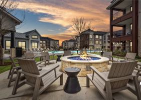 featured image of SW Wilshire Blvd & Commons Dr #1226