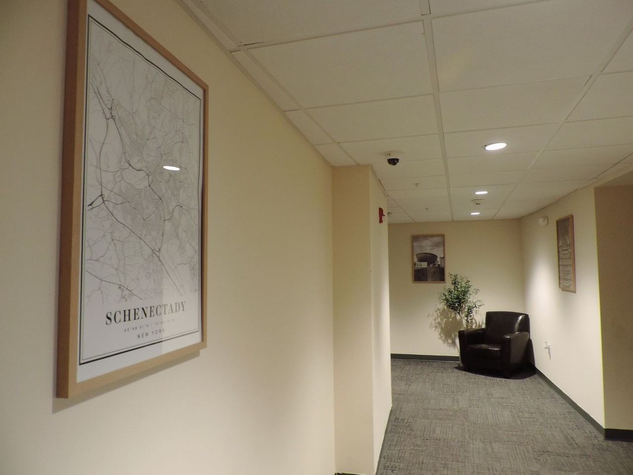 192 Erie Blvd - Photo 6 of 50