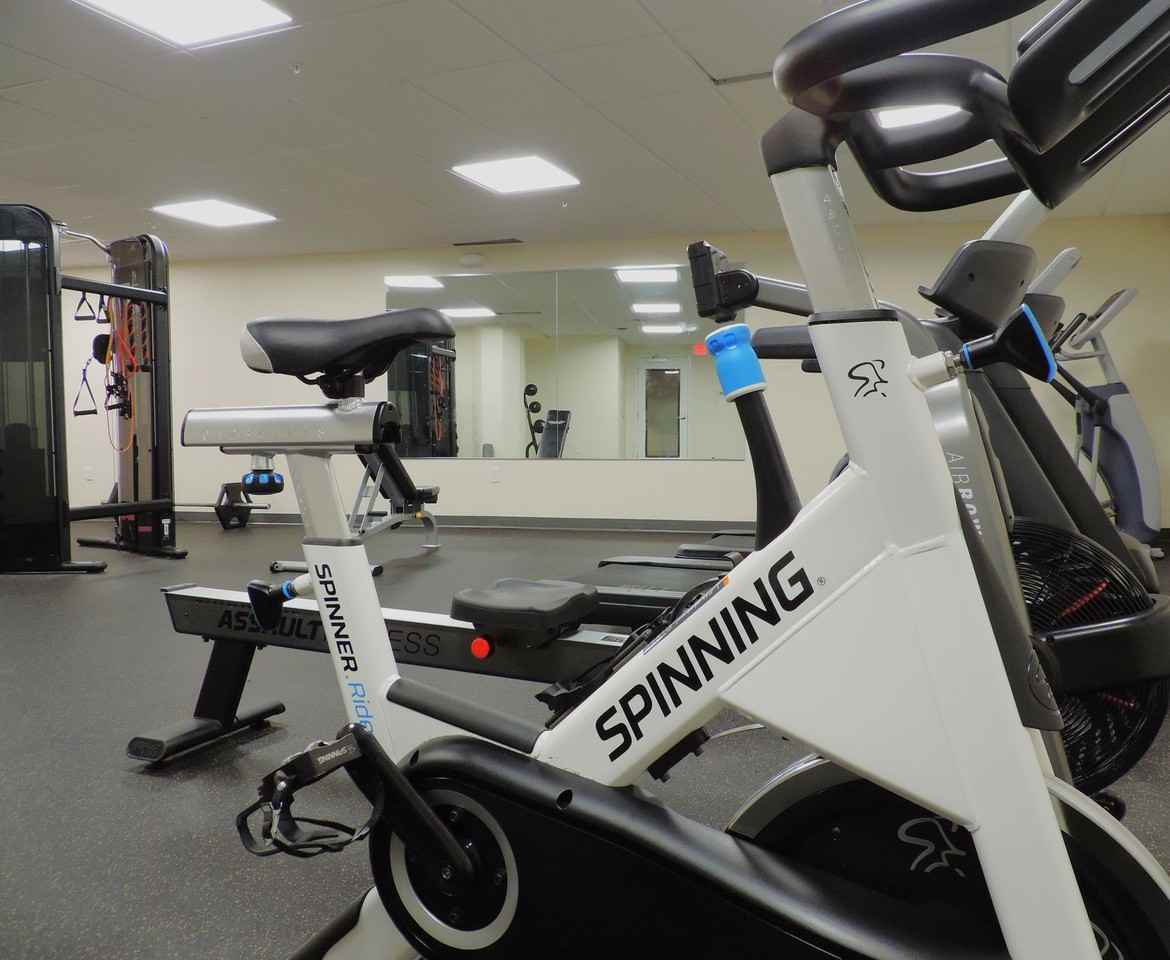 192 Erie Blvd - Photo 7 of 50