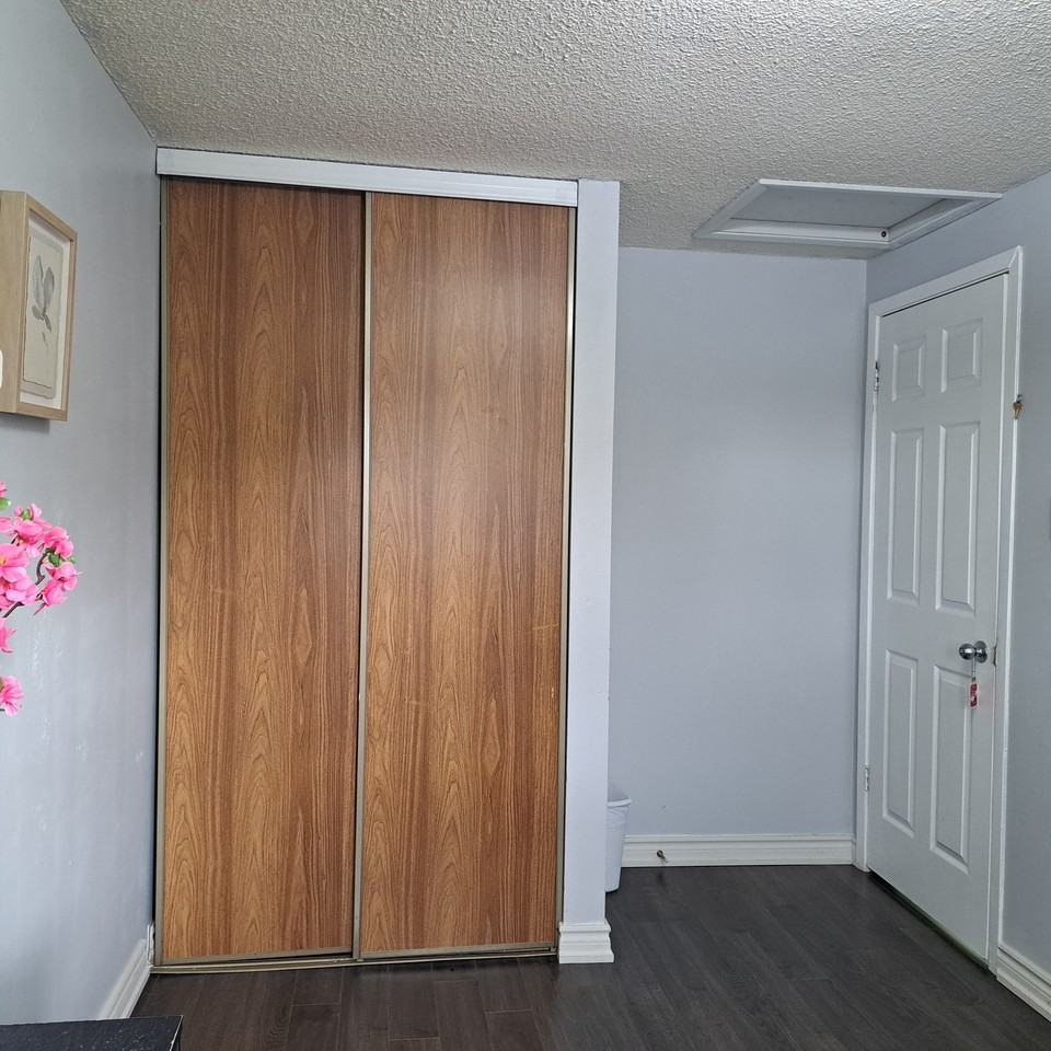 55 Shepmore Terrace - Photo 3 of 9