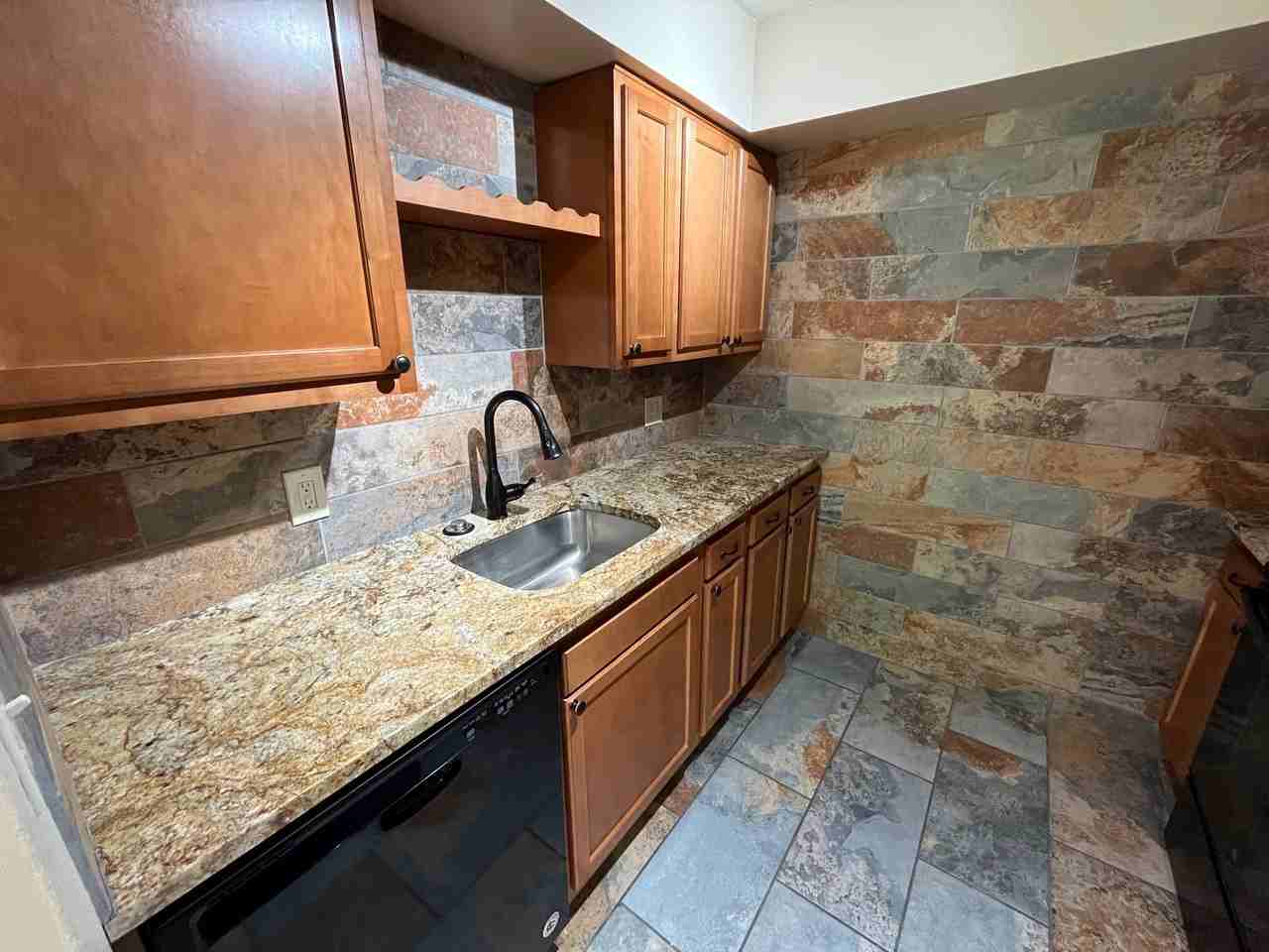 151 & 205 Robinson St. - Photo 3 of 24