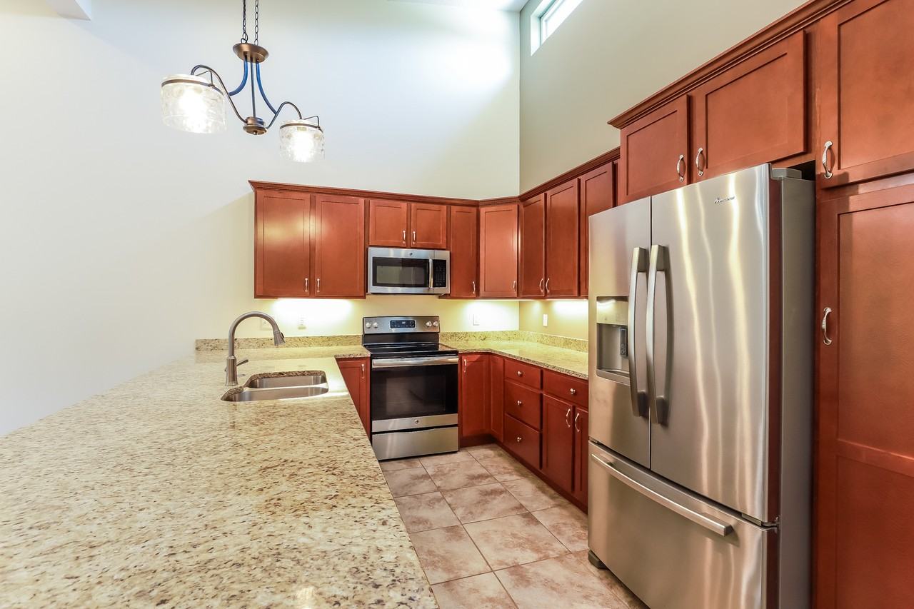 Ida & Gamble - Photo 2 of 16