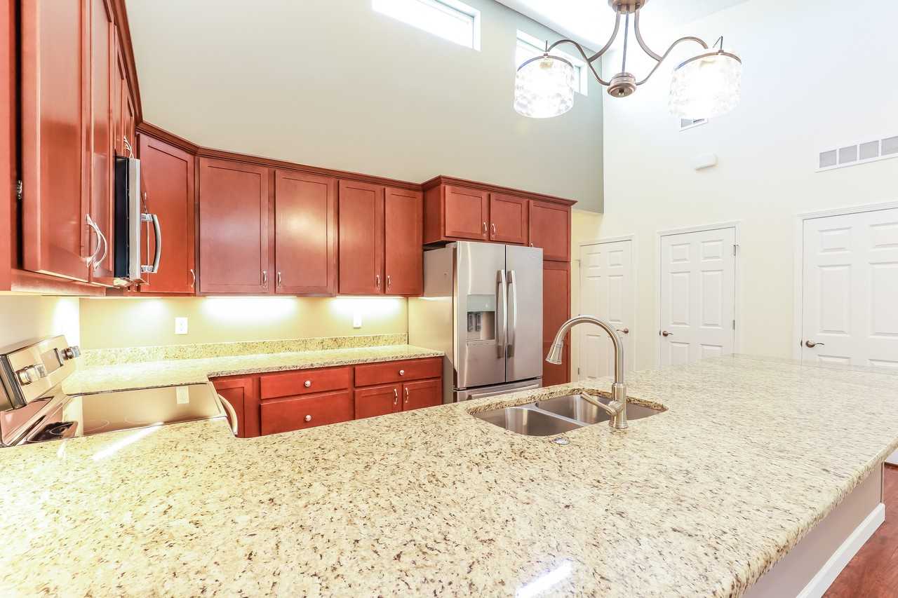 Ida & Gamble - Photo 3 of 16