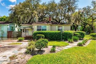 8017 Oakwood St - Photo 1 of 1