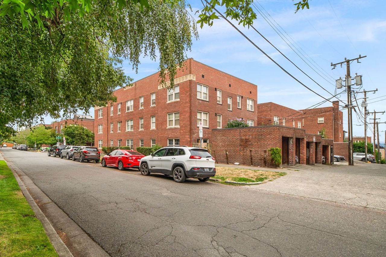 Marianne Apartments - Photo 5 of 14