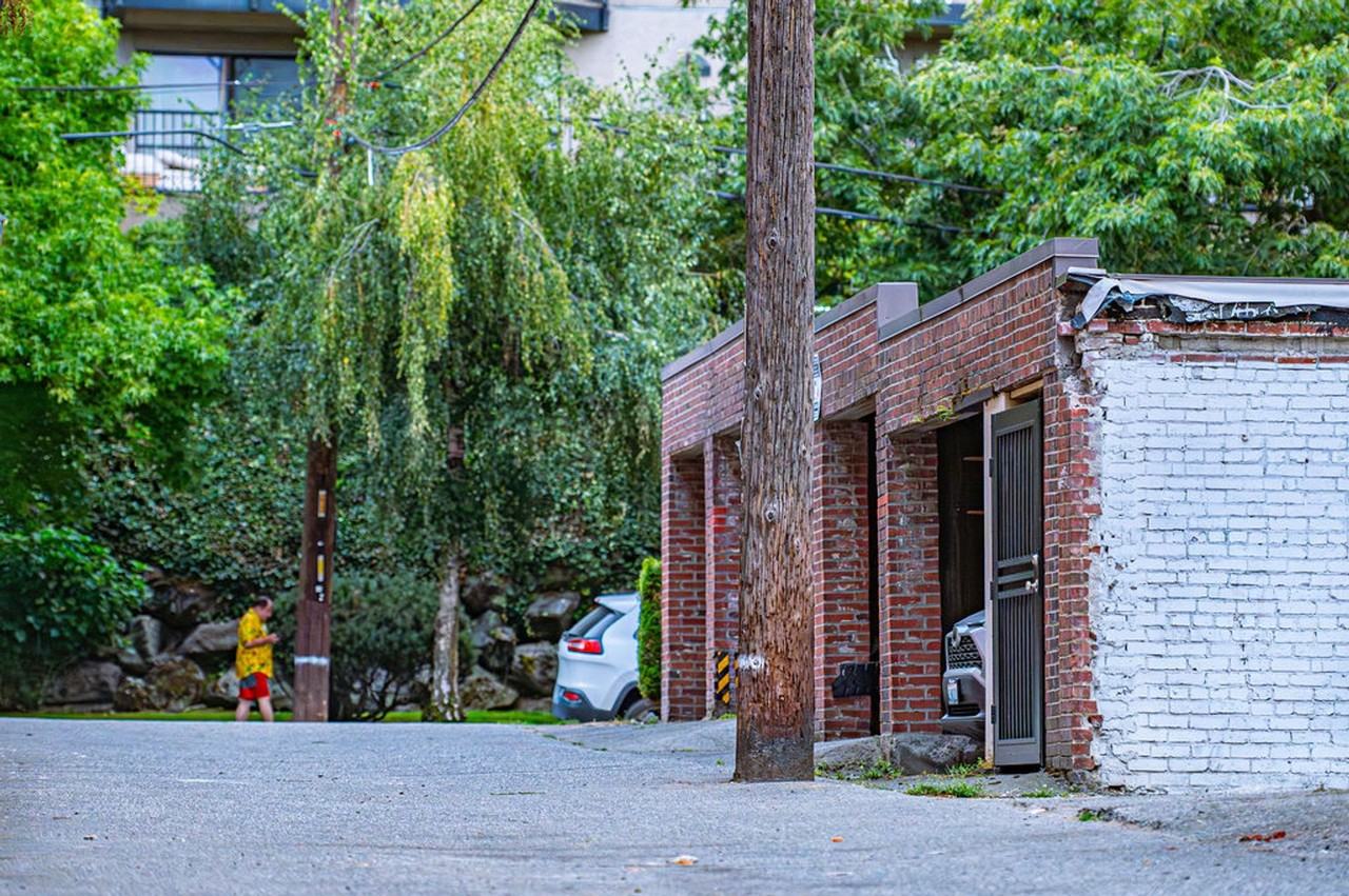 Marianne Apartments - Photo 7 of 14