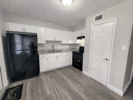 featured image of 1601 E Alabama St