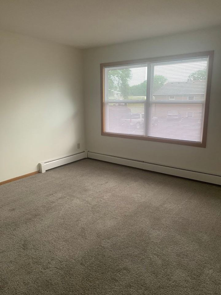 Oakdale LLP - Photo 2 of 3