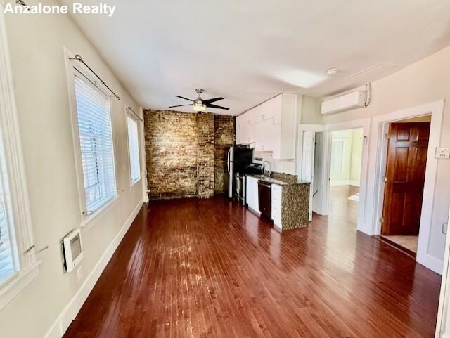 164 Prince Street #4