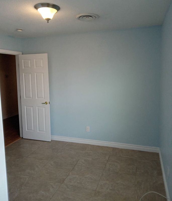 219 Elm St - Photo 2 of 7