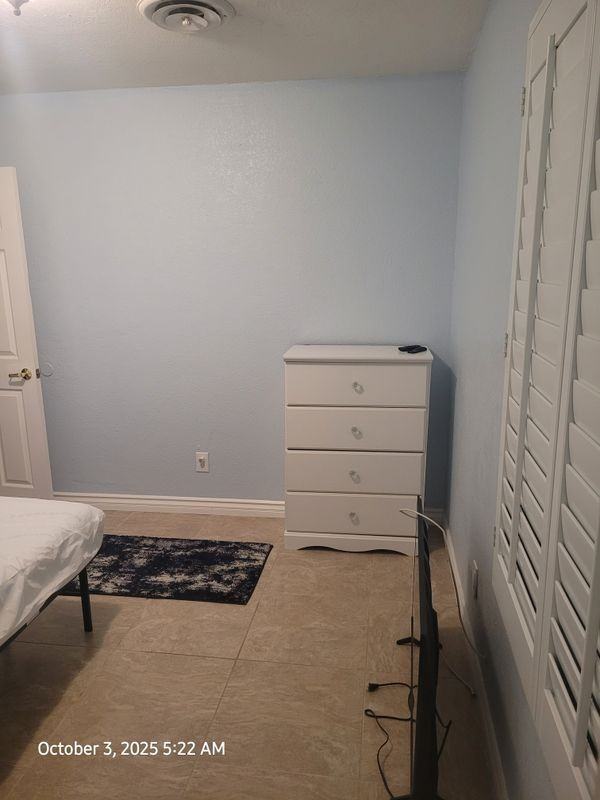 219 Elm St - Photo 3 of 7