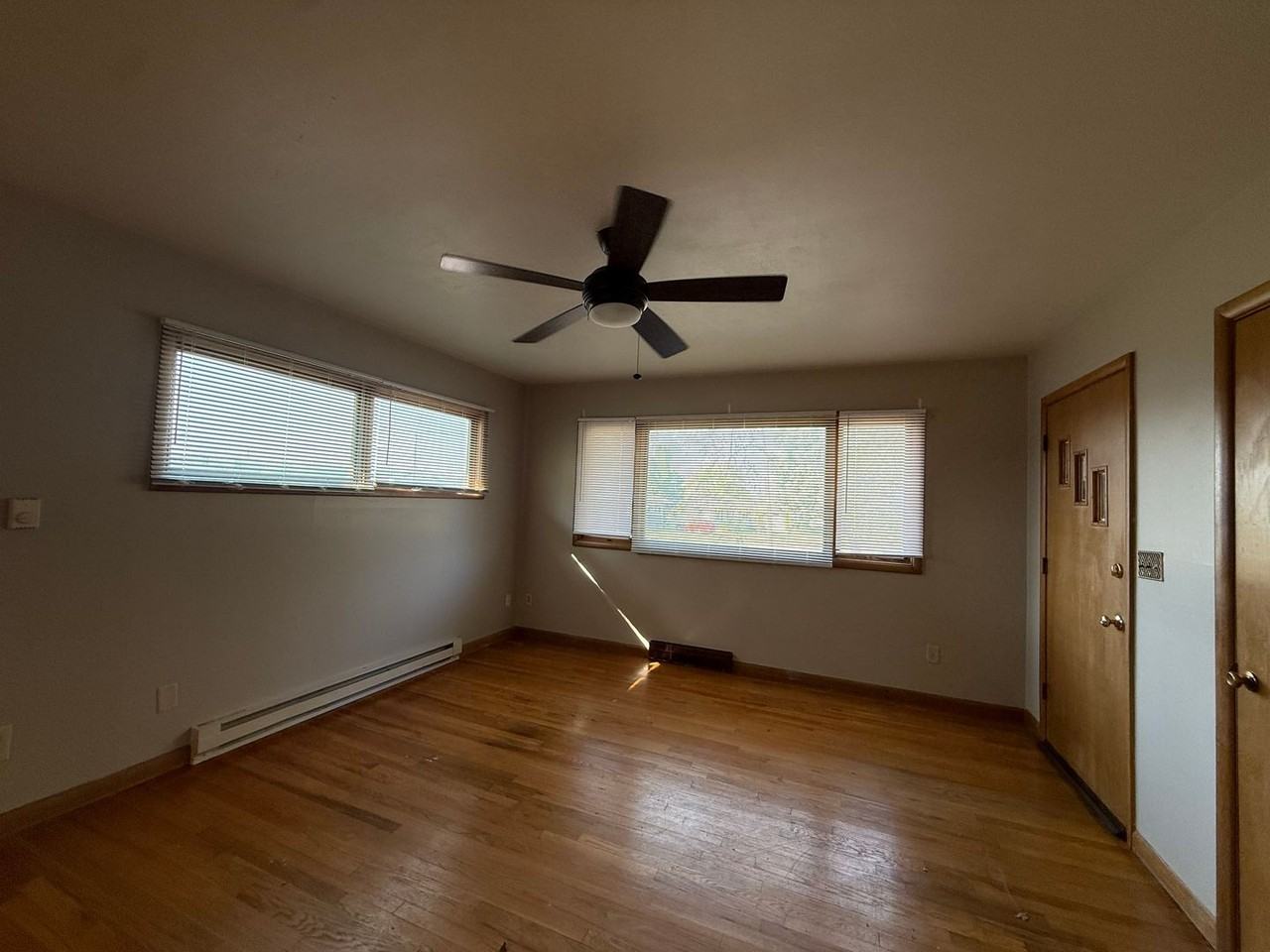 1428 Keokuk St - Photo 4 of 20