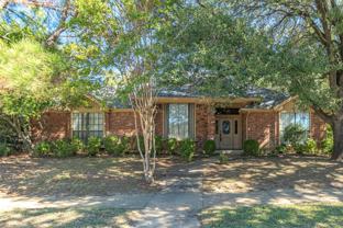 3704 Westview Dr - Photo 1 of 1