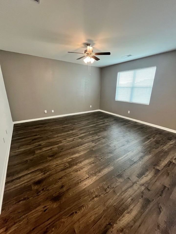 102 Alton Tucker Sr Blvd - Photo 6 of 17