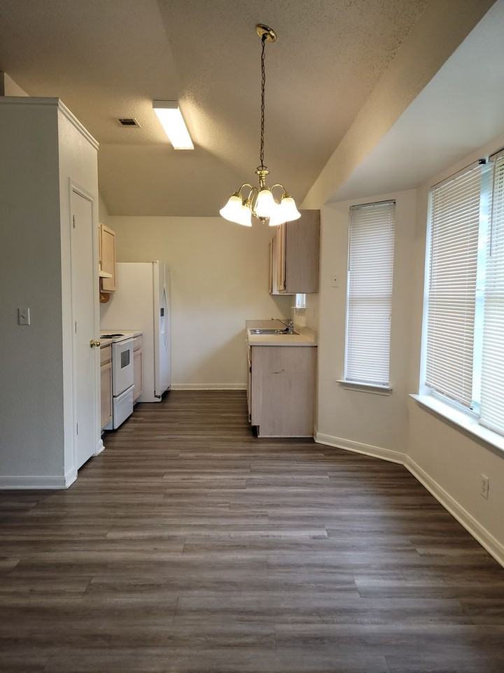 3005 Levy Lane - Photo 4 of 21