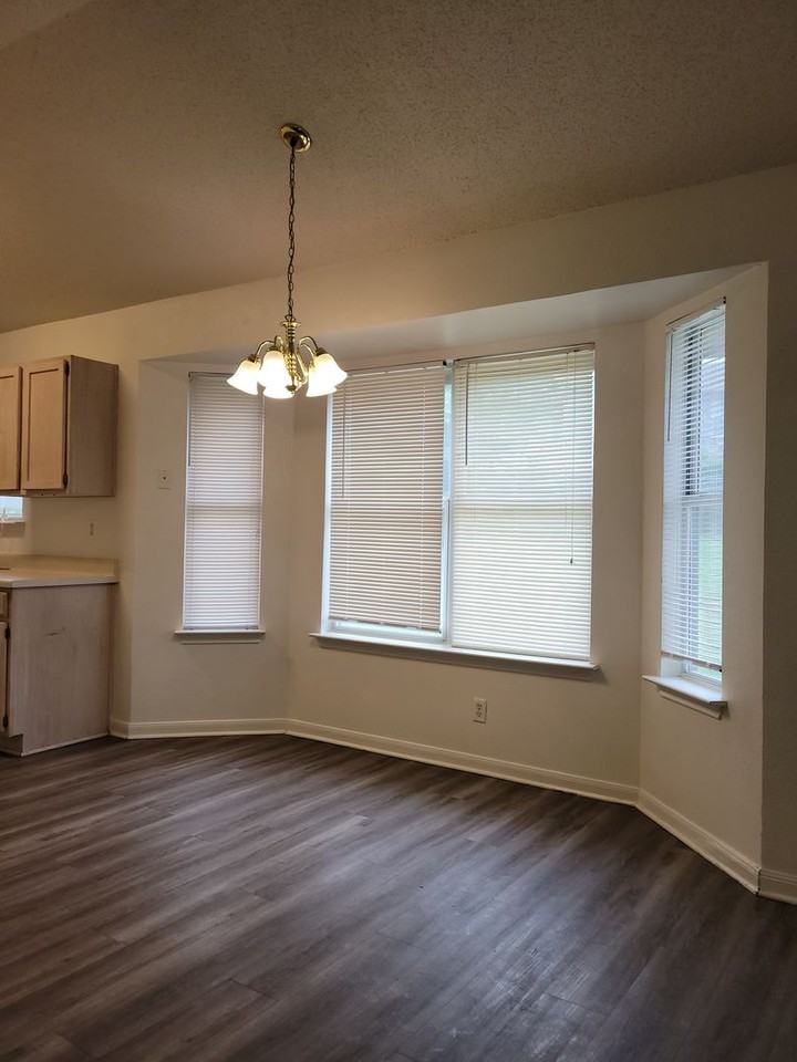 3005 Levy Lane - Photo 6 of 21