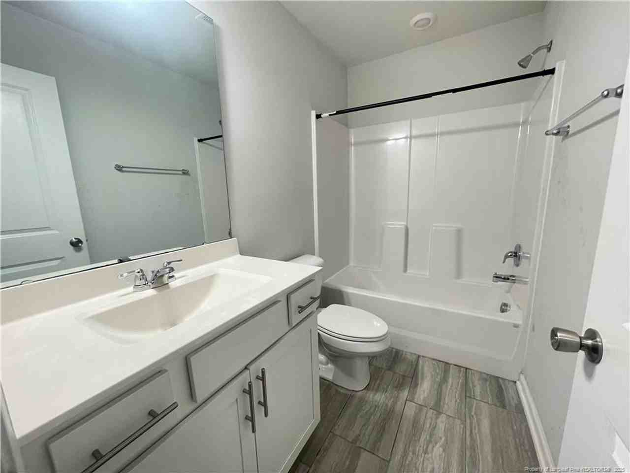 4923 Southern Magnolia Dr - Photo 5 of 20