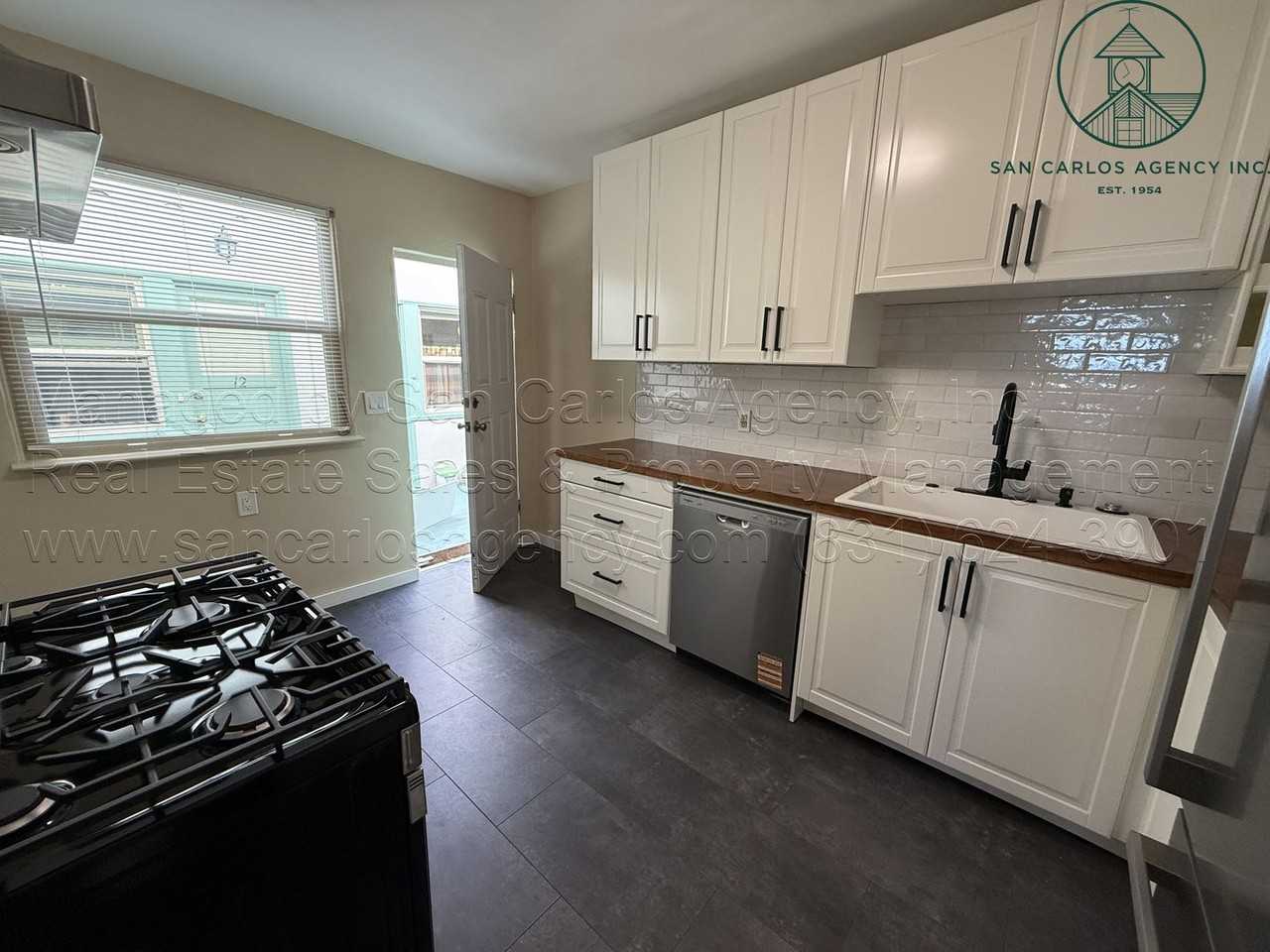 419PG - Photo 7 of 25