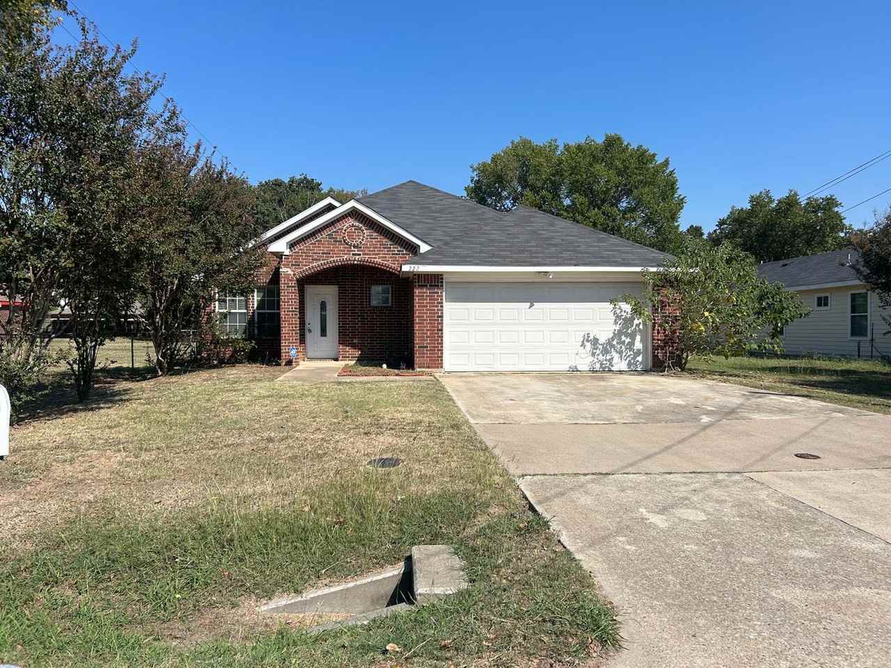 222 Wright Blvd - Photo 2 of 23
