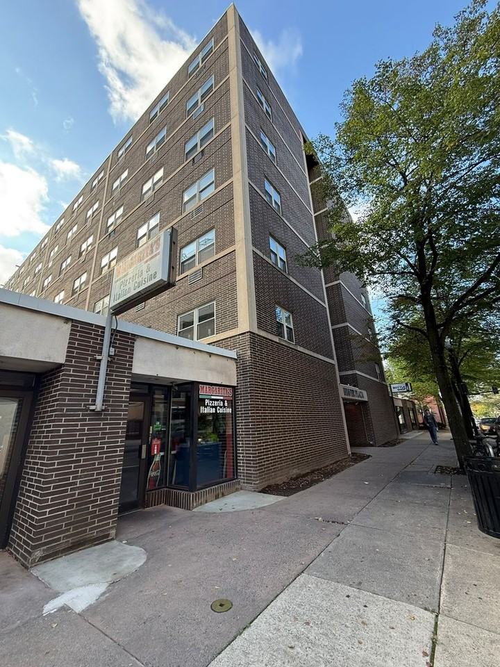 222 W Beaver Ave - Photo 3 of 9