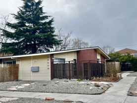 71 Vine St - Photo 1 of 1