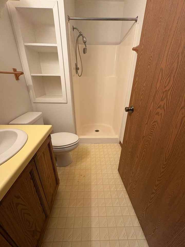 2937 2935/2 N Marion Rd - Photo 3 of 19