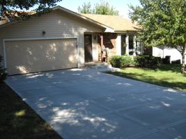 featured image of 4934 Grover St