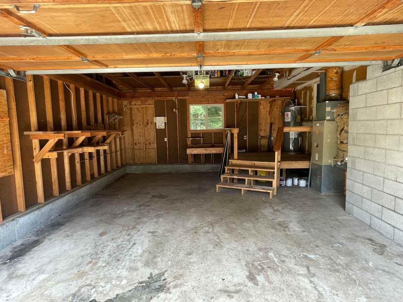 2116 Norcliffe Way - Photo 2 of 13