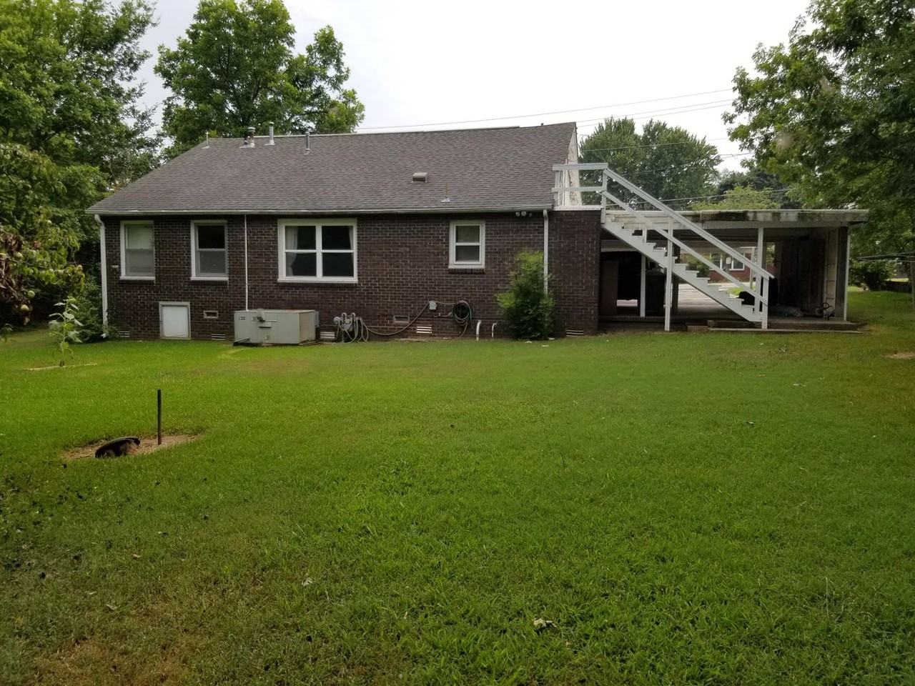 908 Callie Avenue - Photo 2 of 19