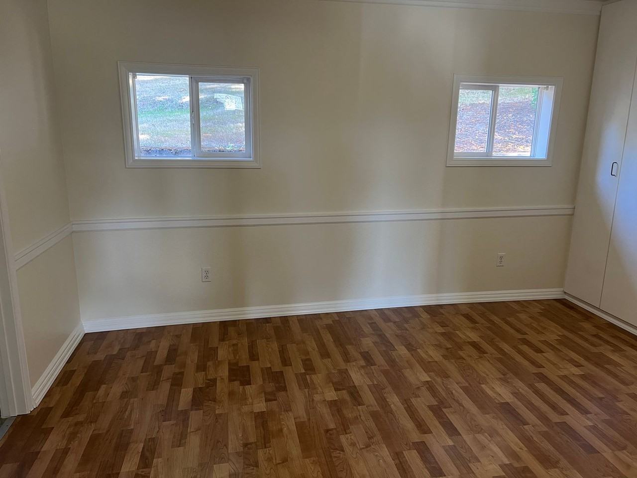 882 Se Adams Ave - Photo 7 of 18