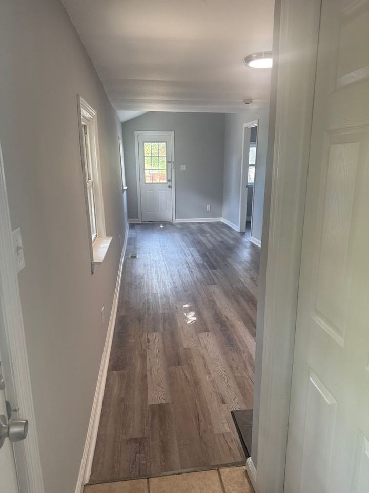 120 N New Rd - Photo 3 of 14