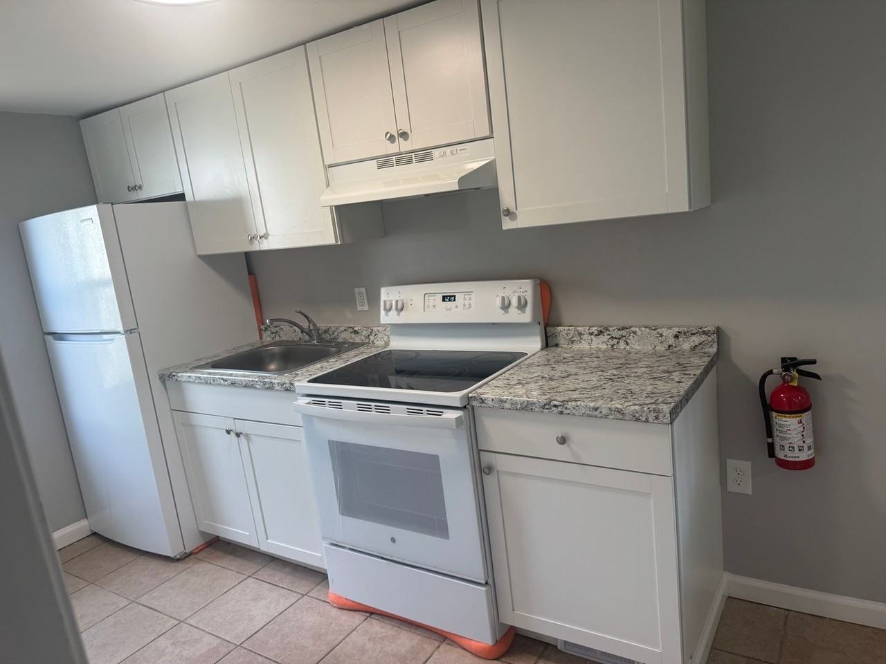 120 N New Rd - Photo 5 of 14