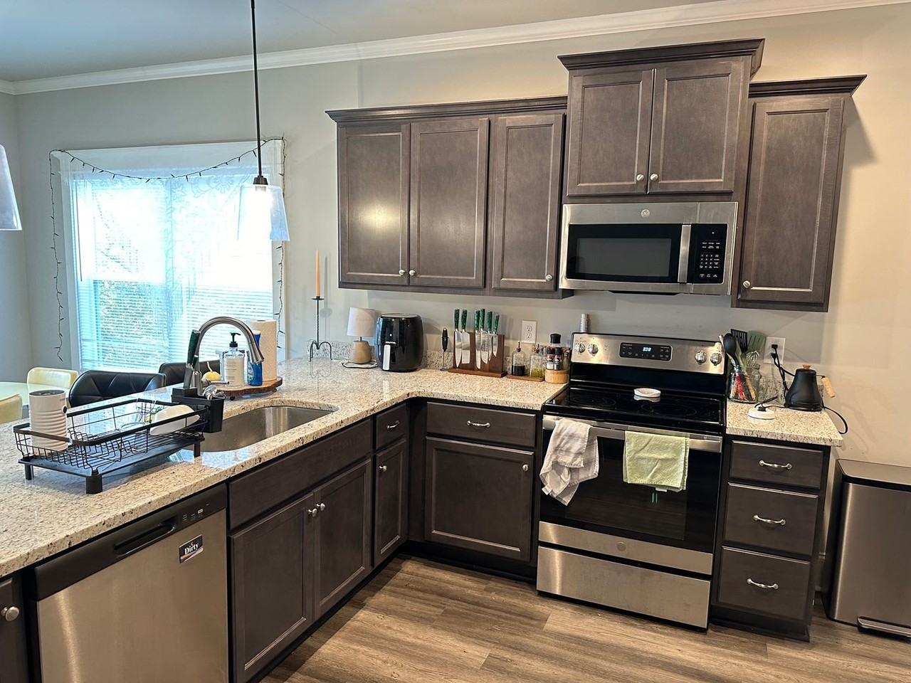 962 Dr Martin Luther King Pkwy - Photo 6 of 17