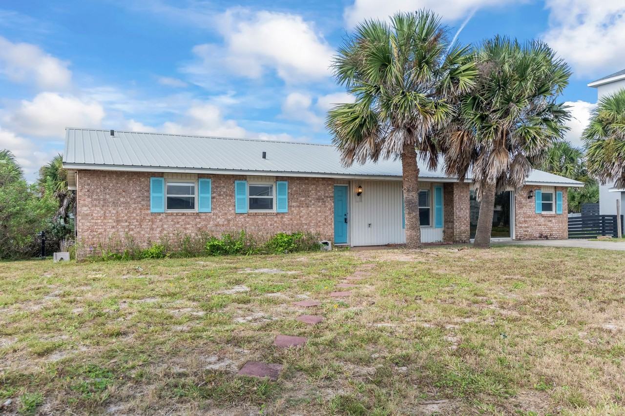 1742 S Central Ave - Photo 2 of 50