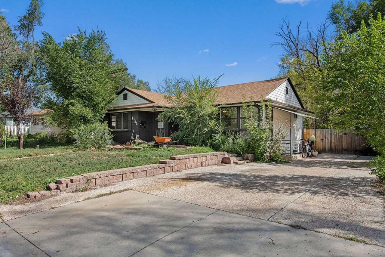 1730 Whedbee St #A - Photo 4 of 42