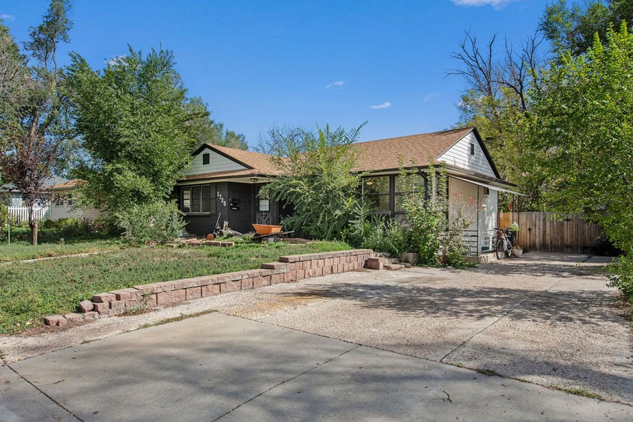 1730 Whedbee St #A - Photo 5 of 42