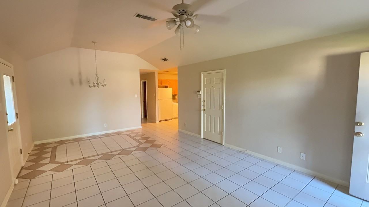 4602 Pennington Ave - Photo 5 of 6