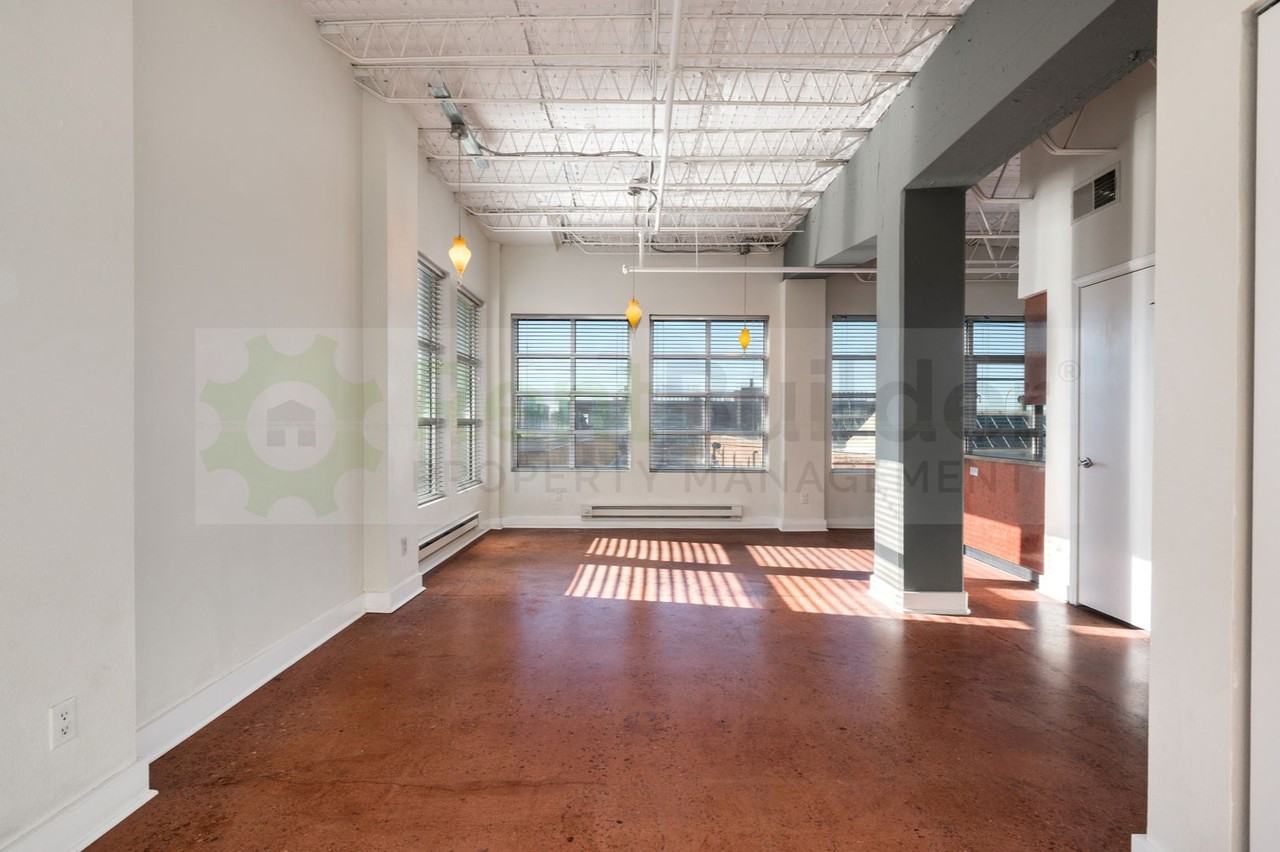 610 Central Ave Sw #3B - Photo 2 of 19