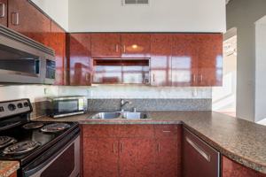 featured image of 610 Central Ave Sw #3B