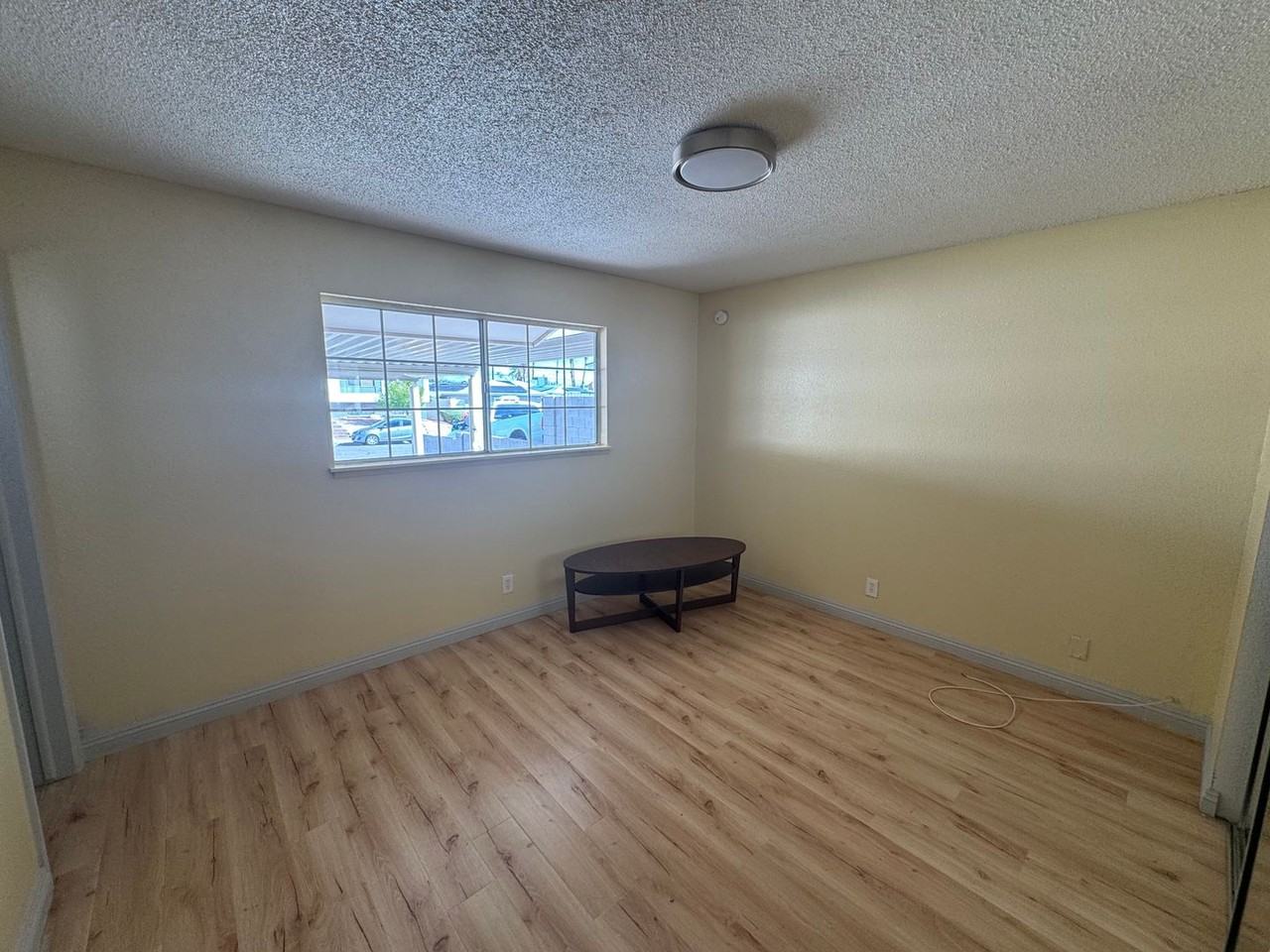 6325 Lawton Ave - Photo 3 of 24