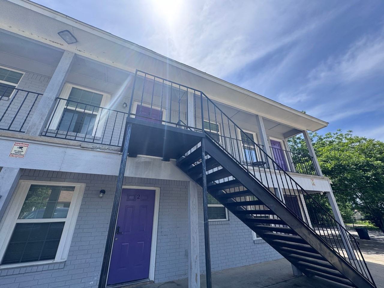 901 Parmer Ave #2 - Photo 2 of 10