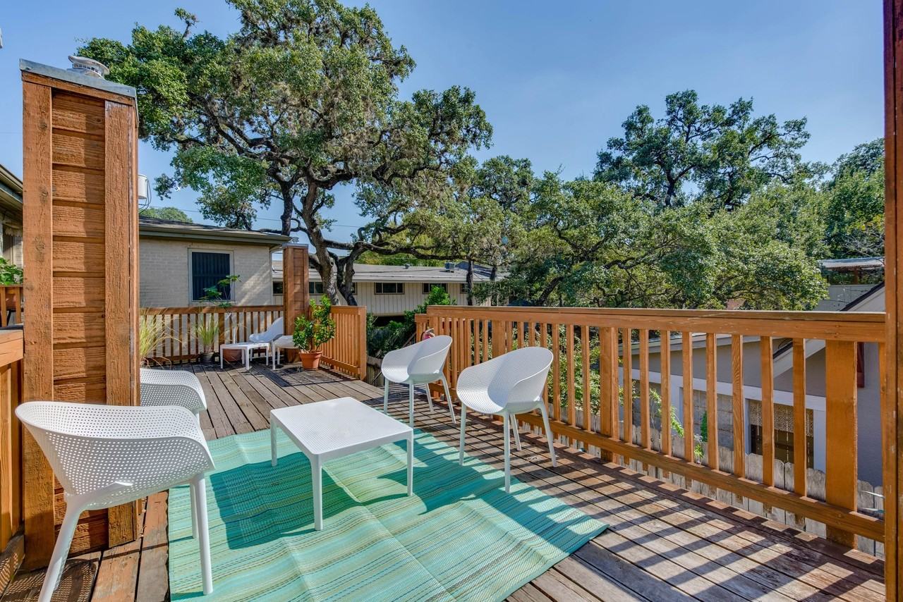 Enfield Arms - Photo 2 of 5