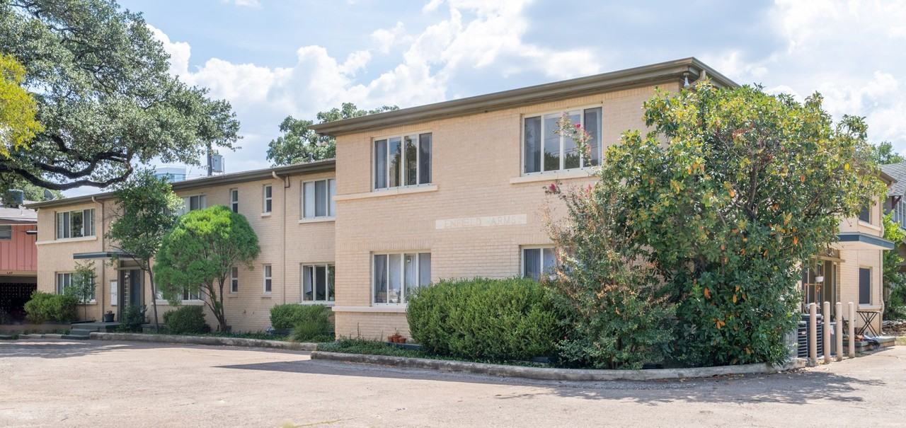 Enfield Arms - Photo 3 of 5