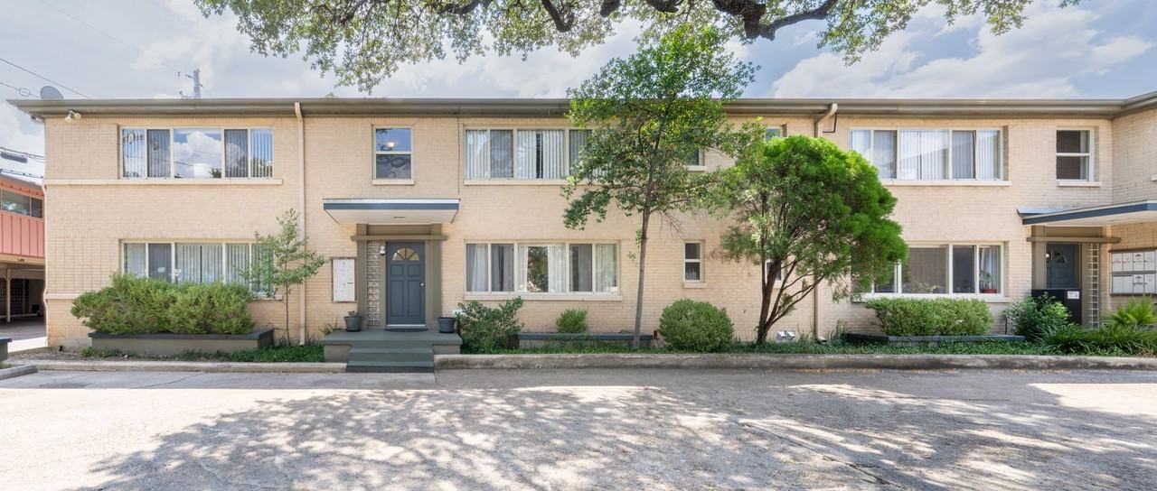 Enfield Arms - Photo 4 of 5