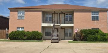 featured image of 3309 Barcelona Dr