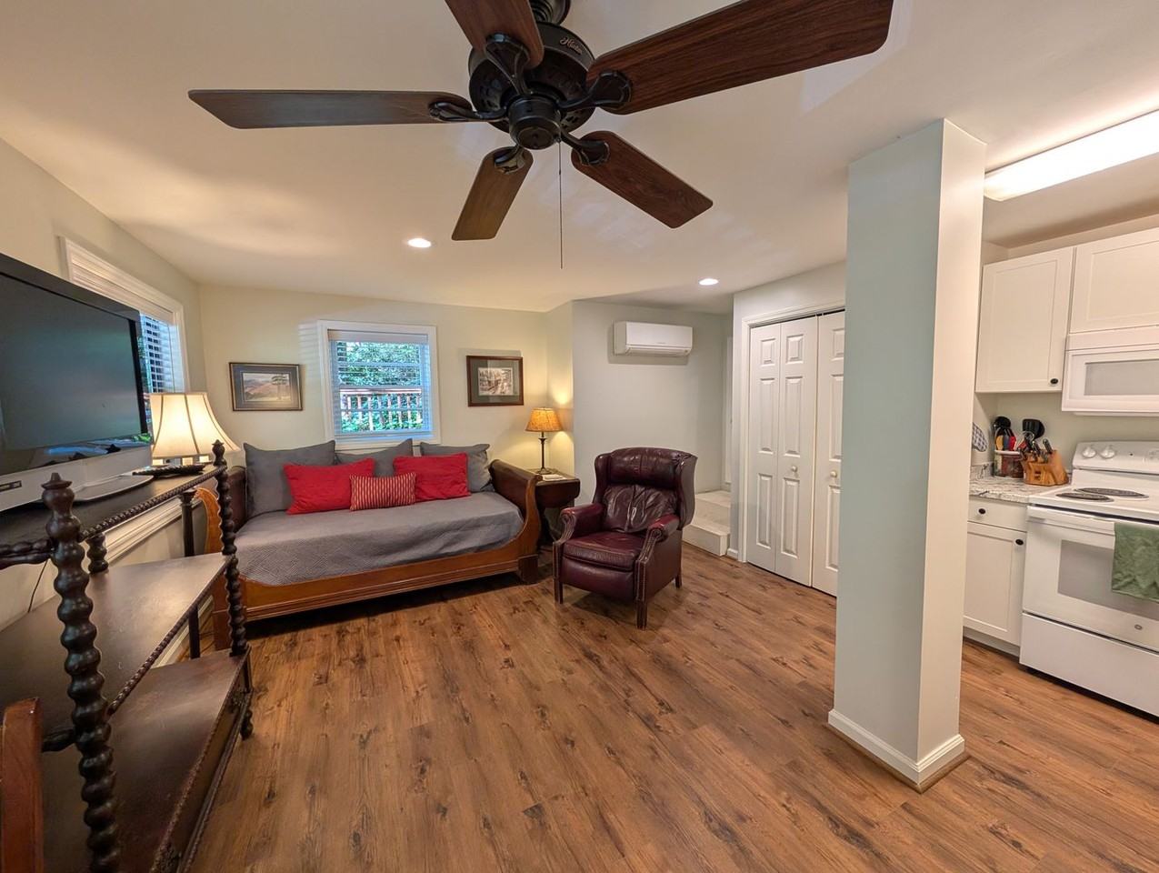 217 Assembly Dr - Photo 6 of 13