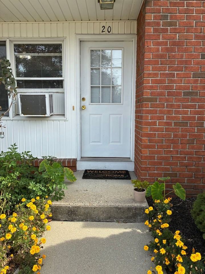 70 Brown Ave #20 - Photo 2 of 17